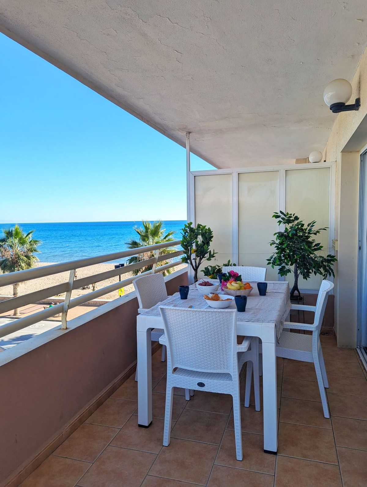 Se vende Apartamento Planta Media de 2 dormitorios en Costa Del Sol, Málaga, España