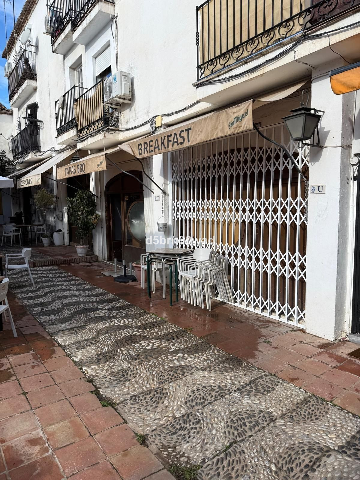 Commercial unit for sale in Marbella Costa Del Sol, Málaga, Spain