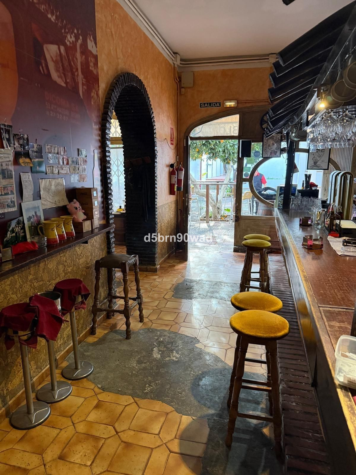 Commercial unit for sale in Marbella Costa Del Sol, Málaga, Spain