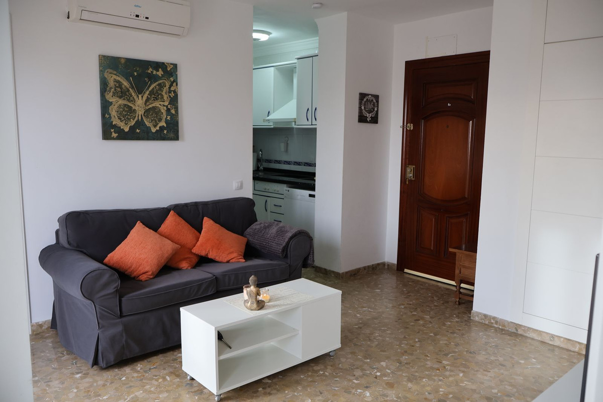 Se vende Apartamento en Planta Última de 2 dormitorios en Costa Del Sol, Málaga, España