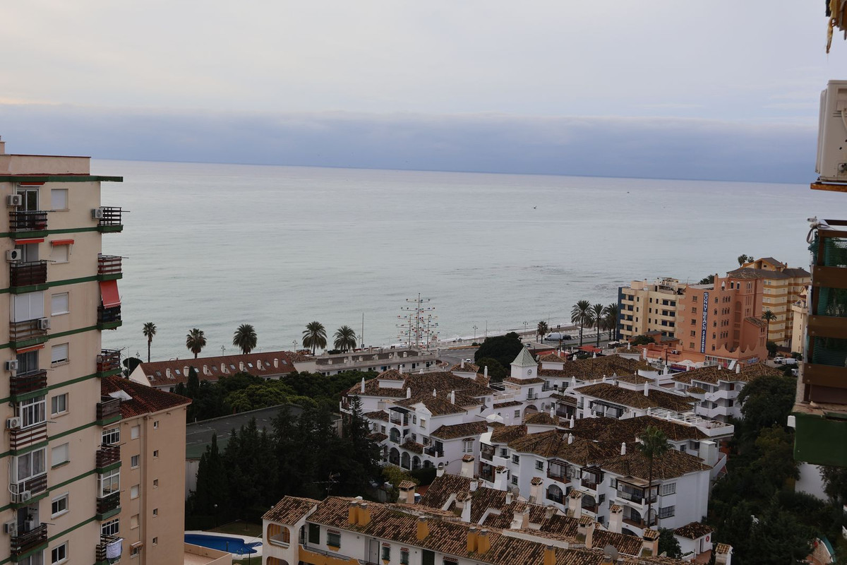Se vende Apartamento en Planta Última de 2 dormitorios en Costa Del Sol, Málaga, España