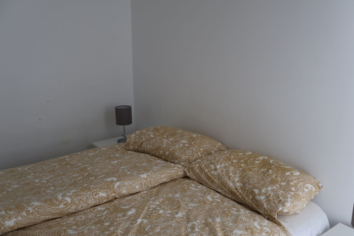 Se vende Apartamento en Planta Última de 2 dormitorios en Costa Del Sol, Málaga, España