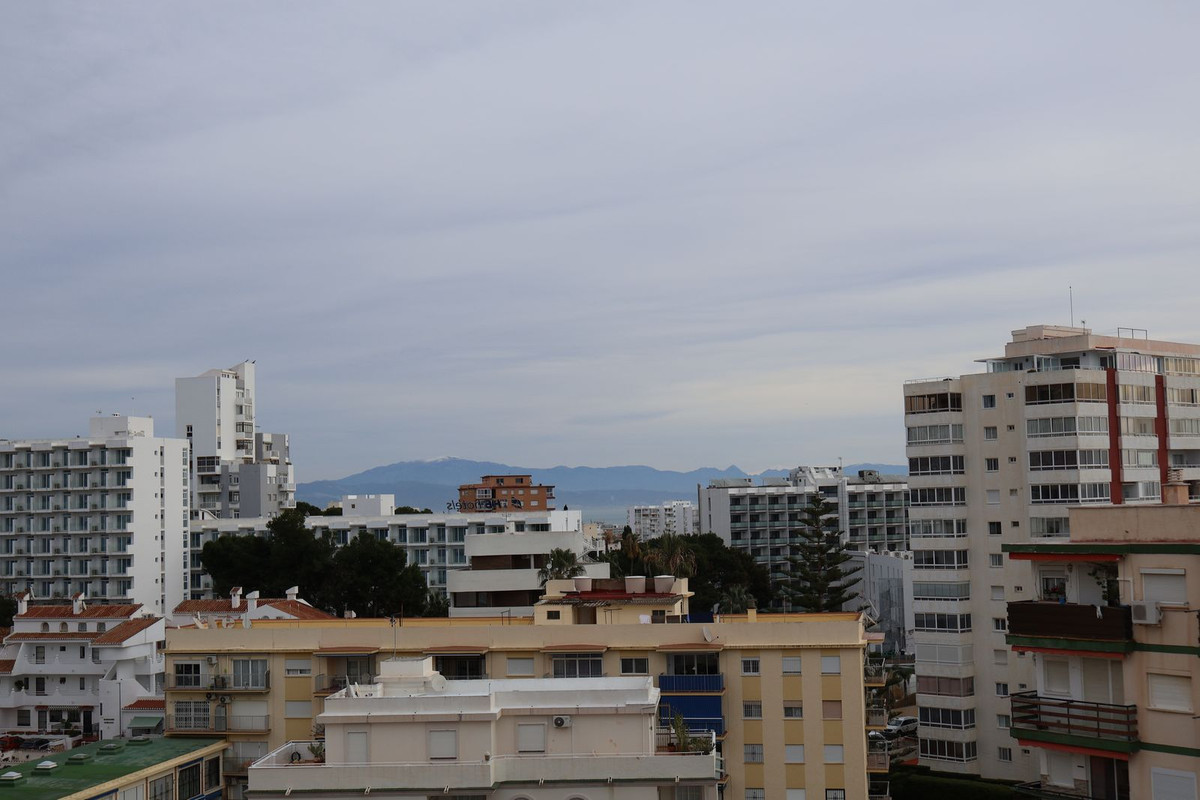 Se vende Apartamento en Planta Última de 2 dormitorios en Costa Del Sol, Málaga, España