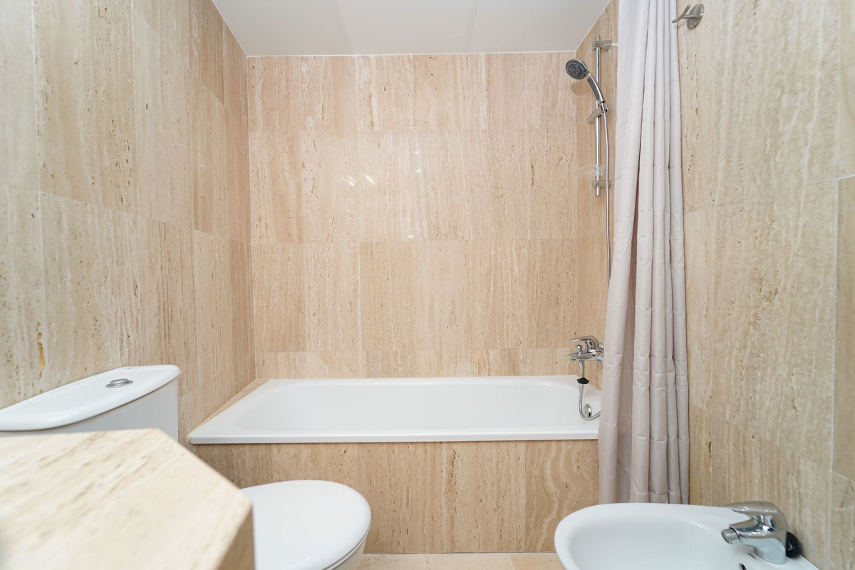 Se vende Ático de 2 dormitorios en Costa Del Sol, Málaga, España