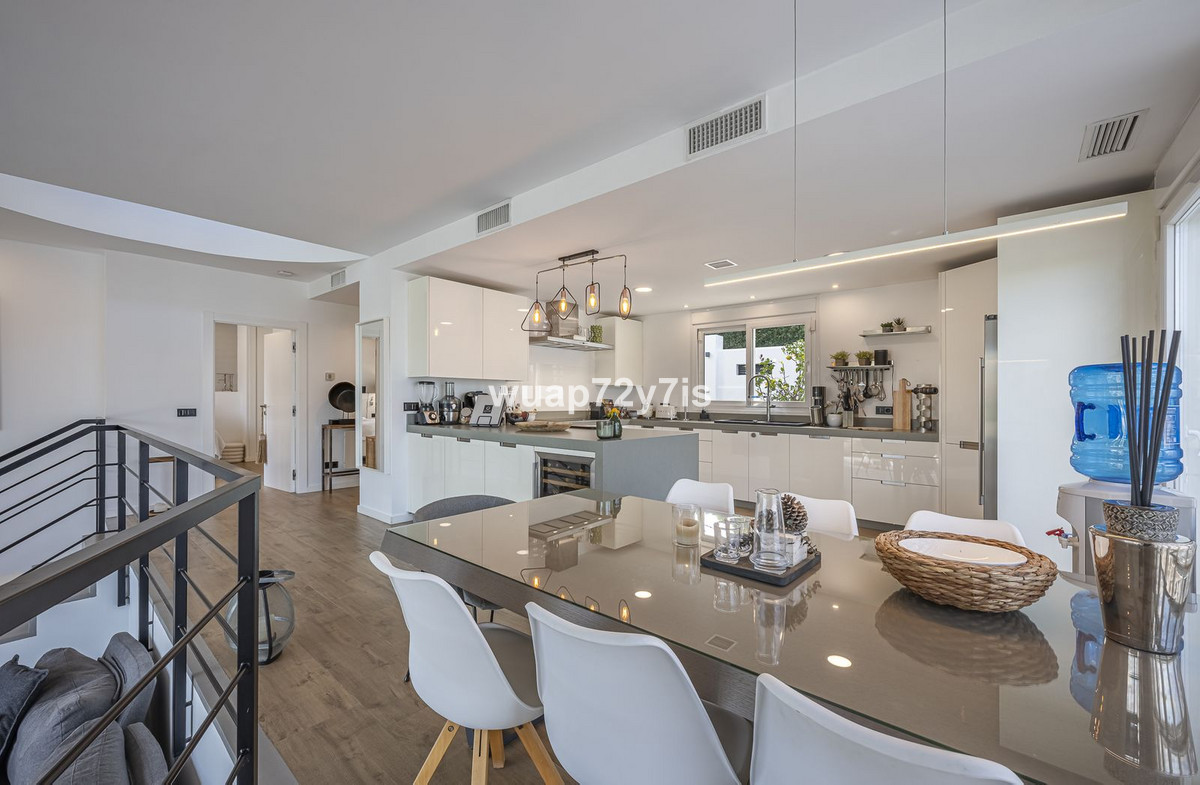 4 Bed Townhouse for sale in Guadalmina Alta Costa Del Sol, Málaga, Spain