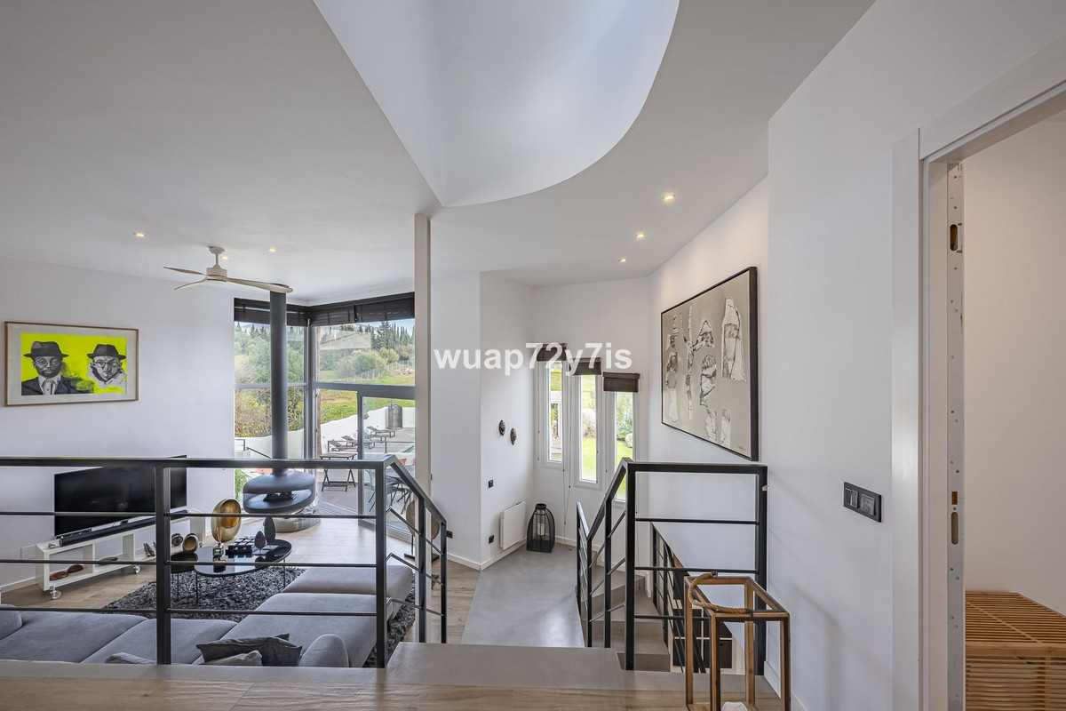 4 Bed Townhouse for sale in Guadalmina Alta Costa Del Sol, Málaga, Spain