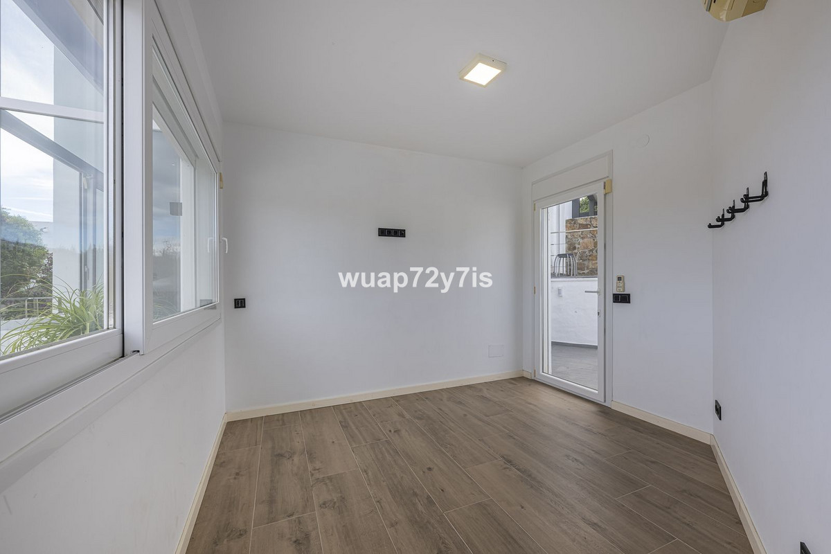 4 Bed Townhouse for sale in Guadalmina Alta Costa Del Sol, Málaga, Spain