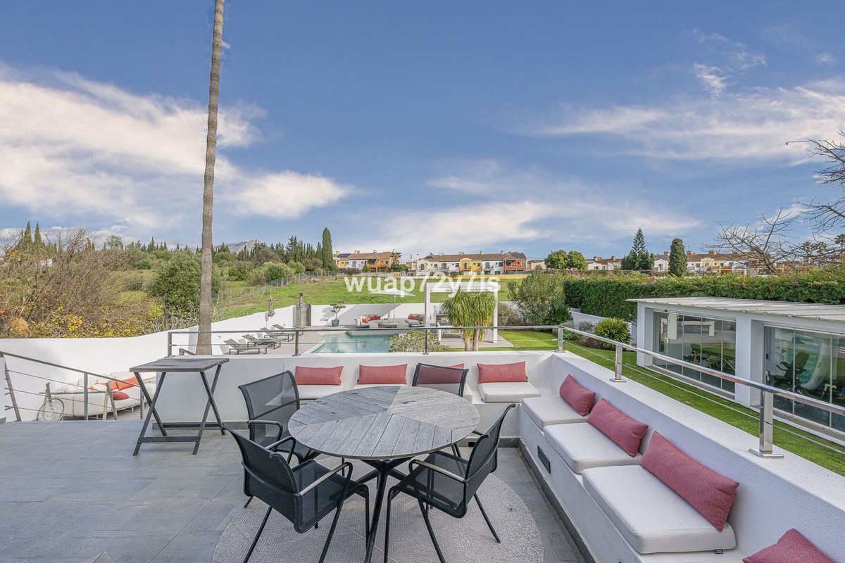 4 Bed Townhouse for sale in Guadalmina Alta Costa Del Sol, Málaga, Spain
