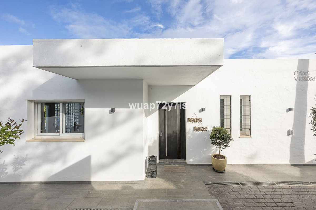 4 Bed Townhouse for sale in Guadalmina Alta Costa Del Sol, Málaga, Spain
