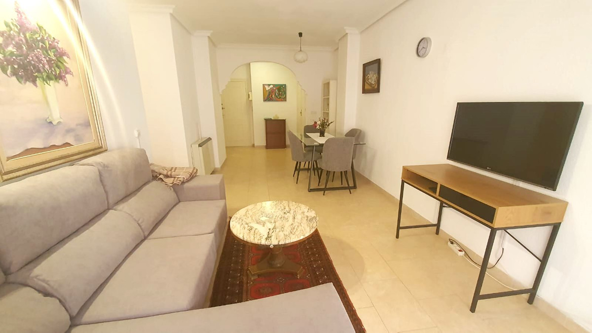 Se vende Apartamento Planta Media de 3 dormitorios en Costa Del Sol, Málaga, España