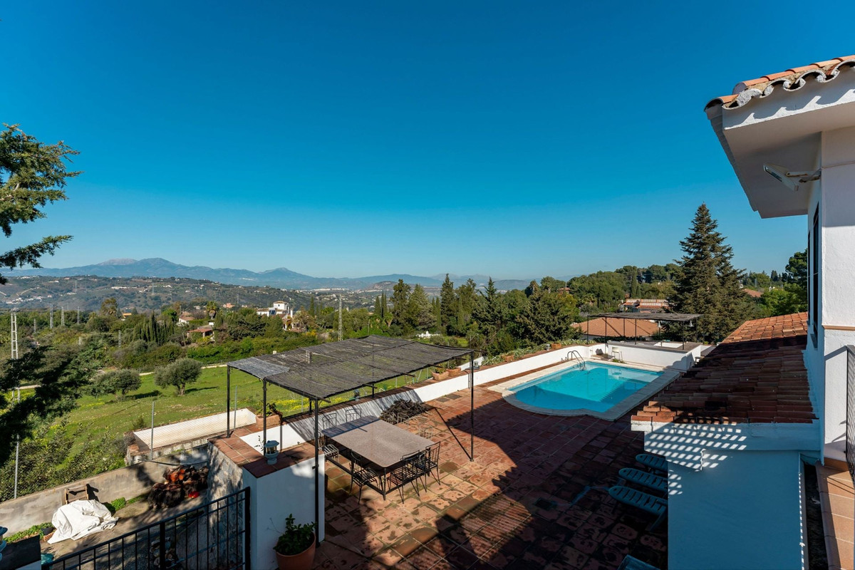 Se vende Villa - Chalet de 9 dormitorios en Costa Del Sol, Málaga, España