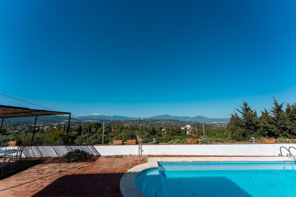 Se vende Villa - Chalet de 9 dormitorios en Costa Del Sol, Málaga, España
