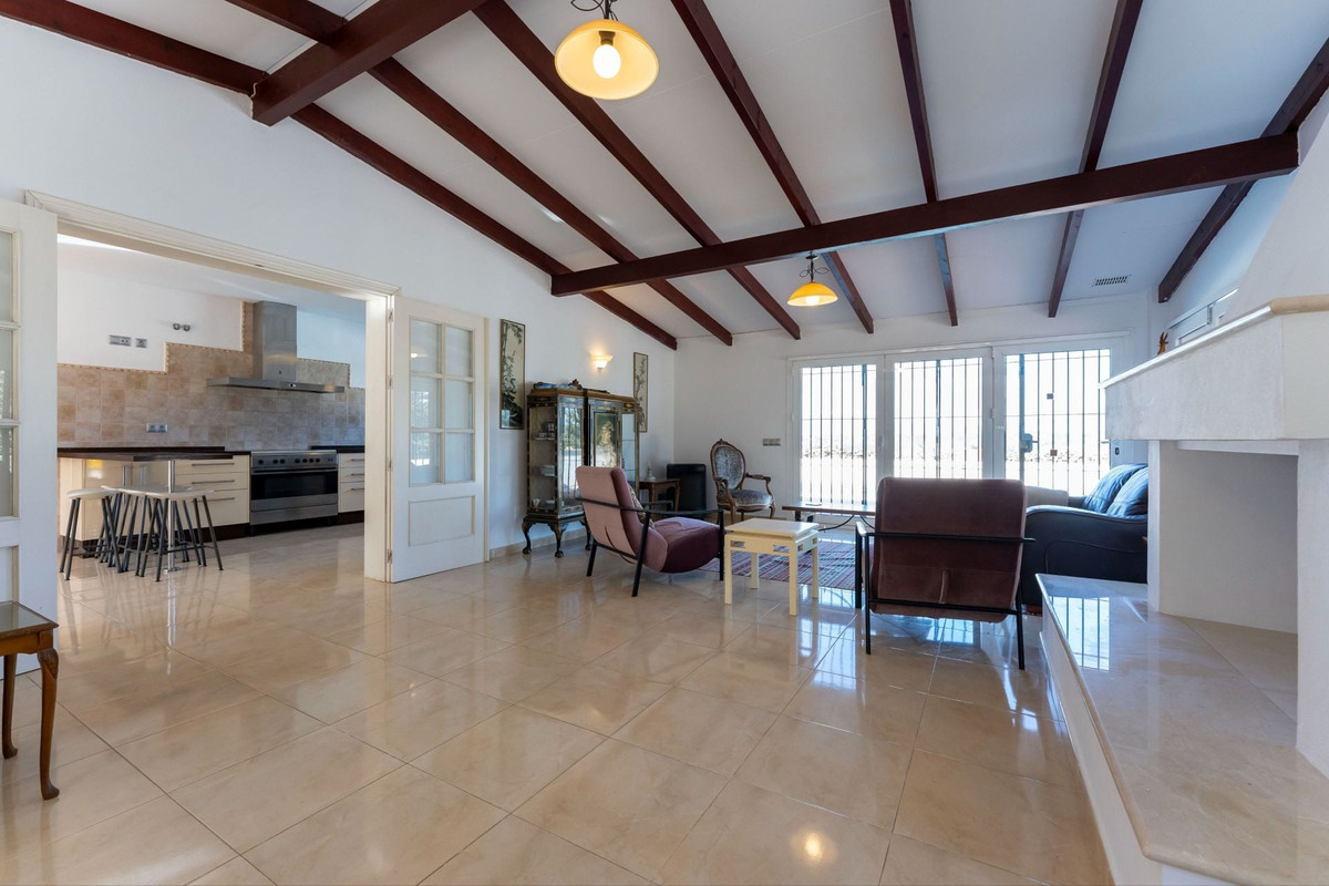 Se vende Villa - Chalet de 9 dormitorios en Costa Del Sol, Málaga, España