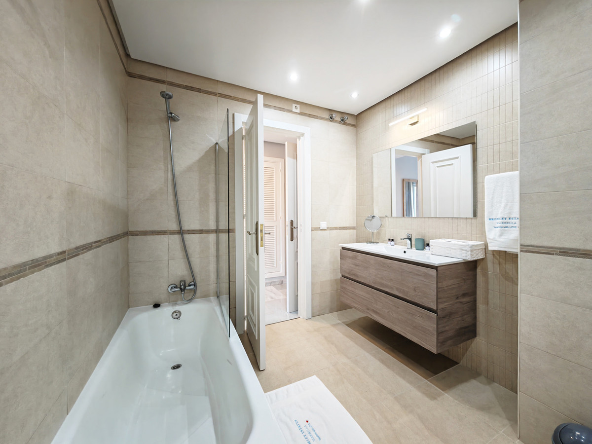 2 Bed Apartment for sale in Puerto De Cabopino Costa Del Sol, Málaga, Spain