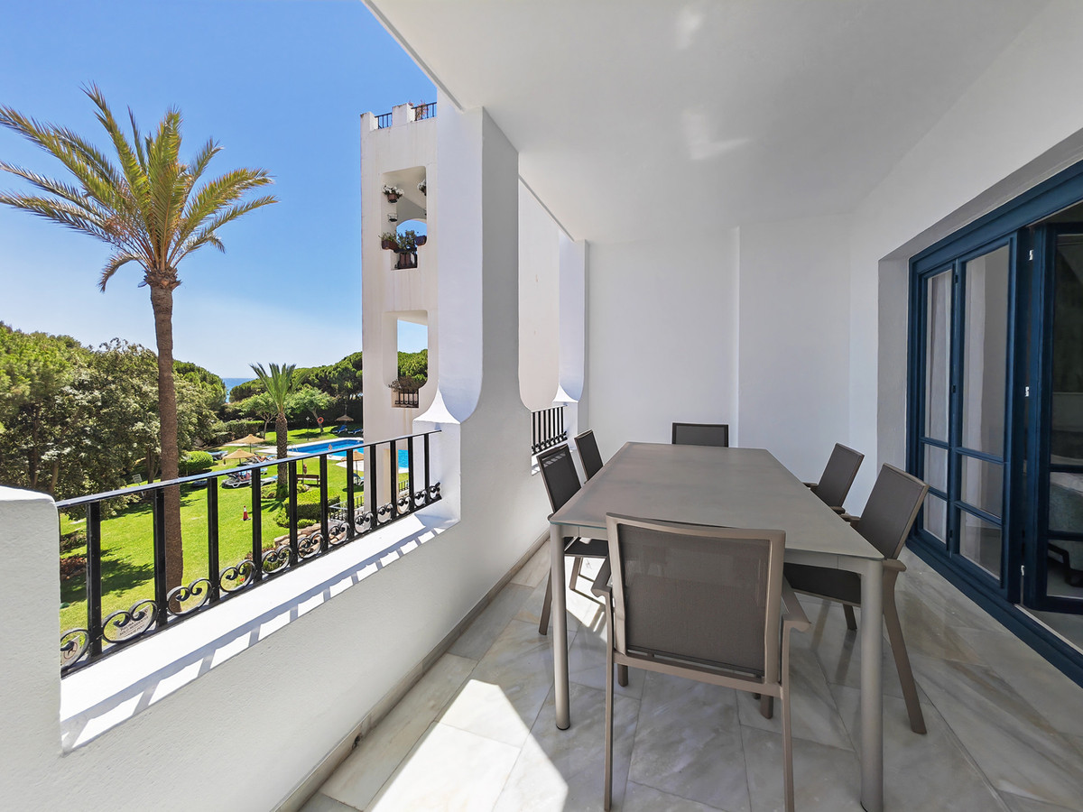 2 Bed Apartment for sale in Puerto De Cabopino Costa Del Sol, Málaga, Spain