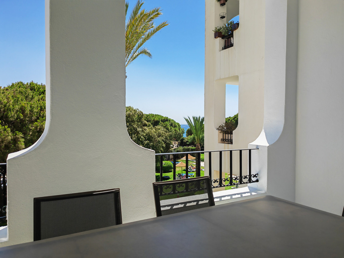 2 Bed Apartment for sale in Puerto De Cabopino Costa Del Sol, Málaga, Spain
