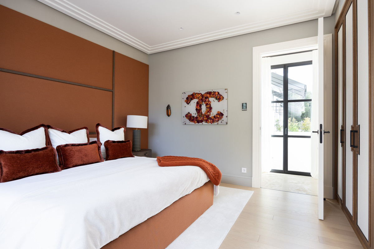 Se vende Villa - Chalet de 6 dormitorios en Costa Del Sol, Málaga, España