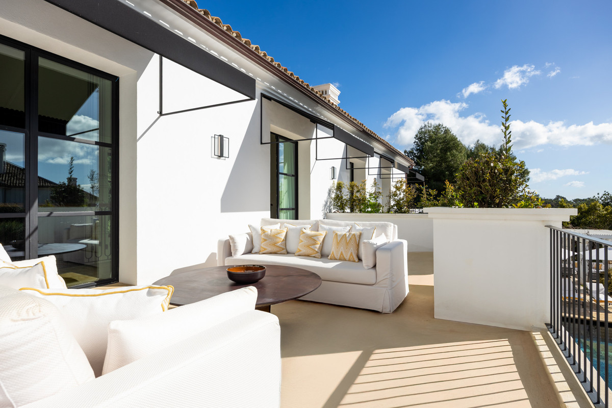 Se vende Villa - Chalet de 6 dormitorios en Costa Del Sol, Málaga, España