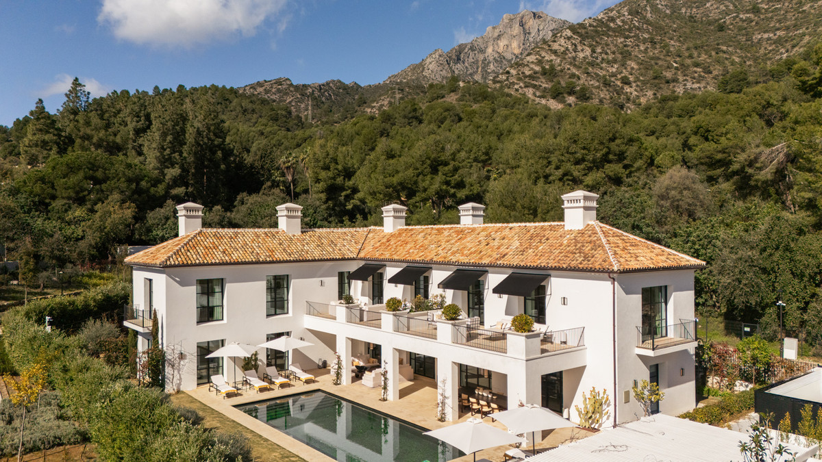 Se vende Villa - Chalet de 6 dormitorios en Costa Del Sol, Málaga, España