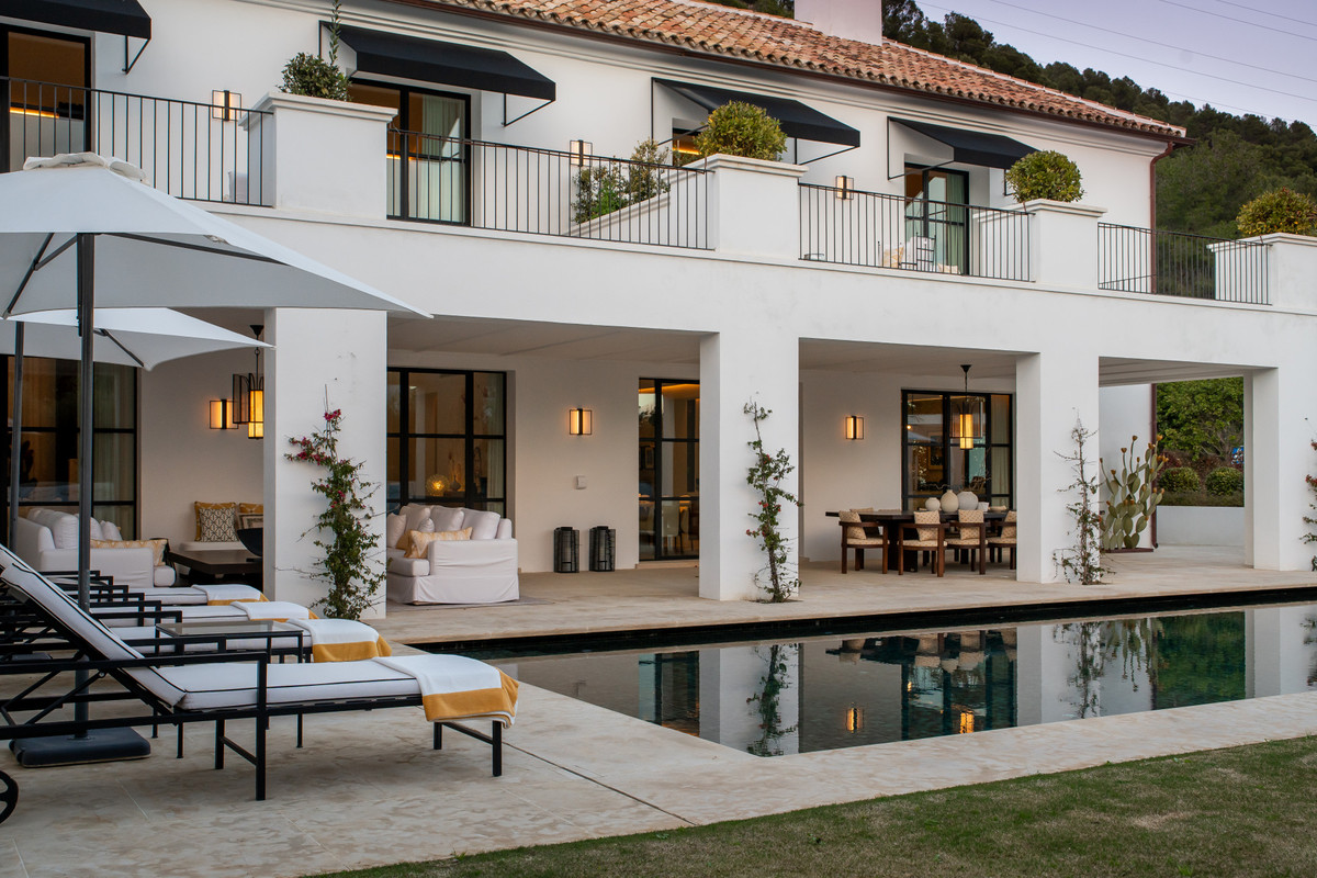 Se vende Villa - Chalet de 6 dormitorios en Costa Del Sol, Málaga, España