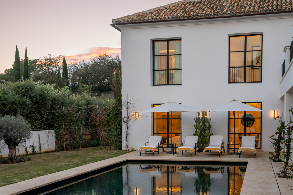 Se vende Villa - Chalet de 6 dormitorios en Costa Del Sol, Málaga, España