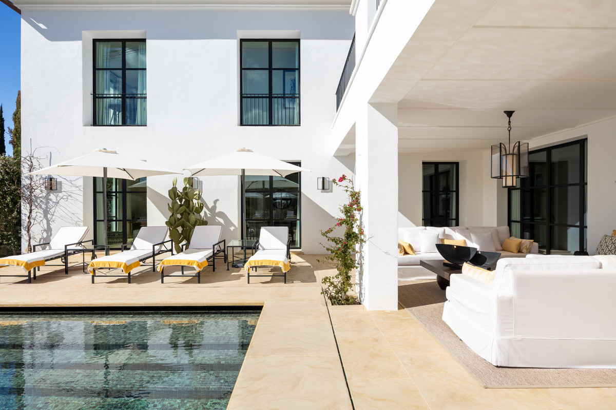 Se vende Villa - Chalet de 6 dormitorios en Costa Del Sol, Málaga, España