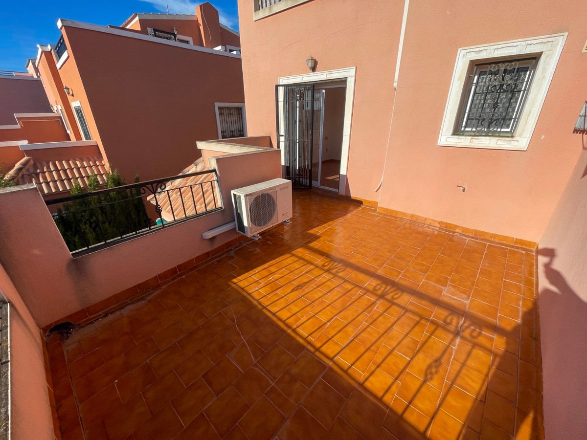 Se vende Adosada de 3 dormitorios en Costa Blanca, Alicante, España