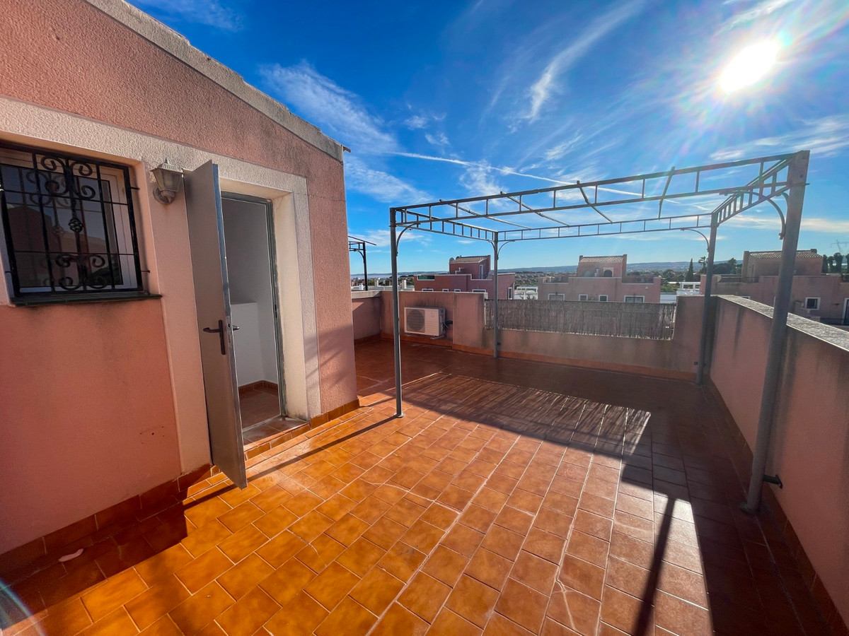 Se vende Adosada de 3 dormitorios en Costa Blanca, Alicante, España