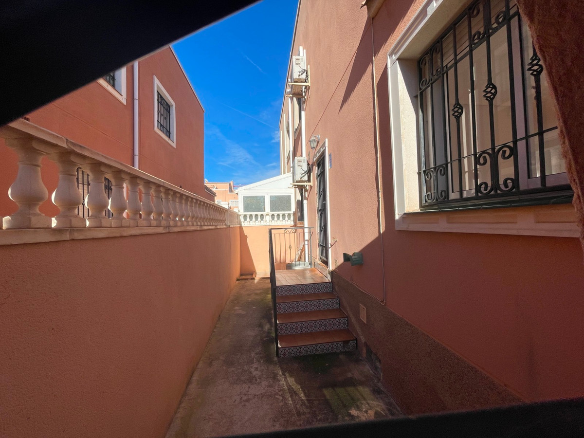 Se vende Adosada de 3 dormitorios en Costa Blanca, Alicante, España