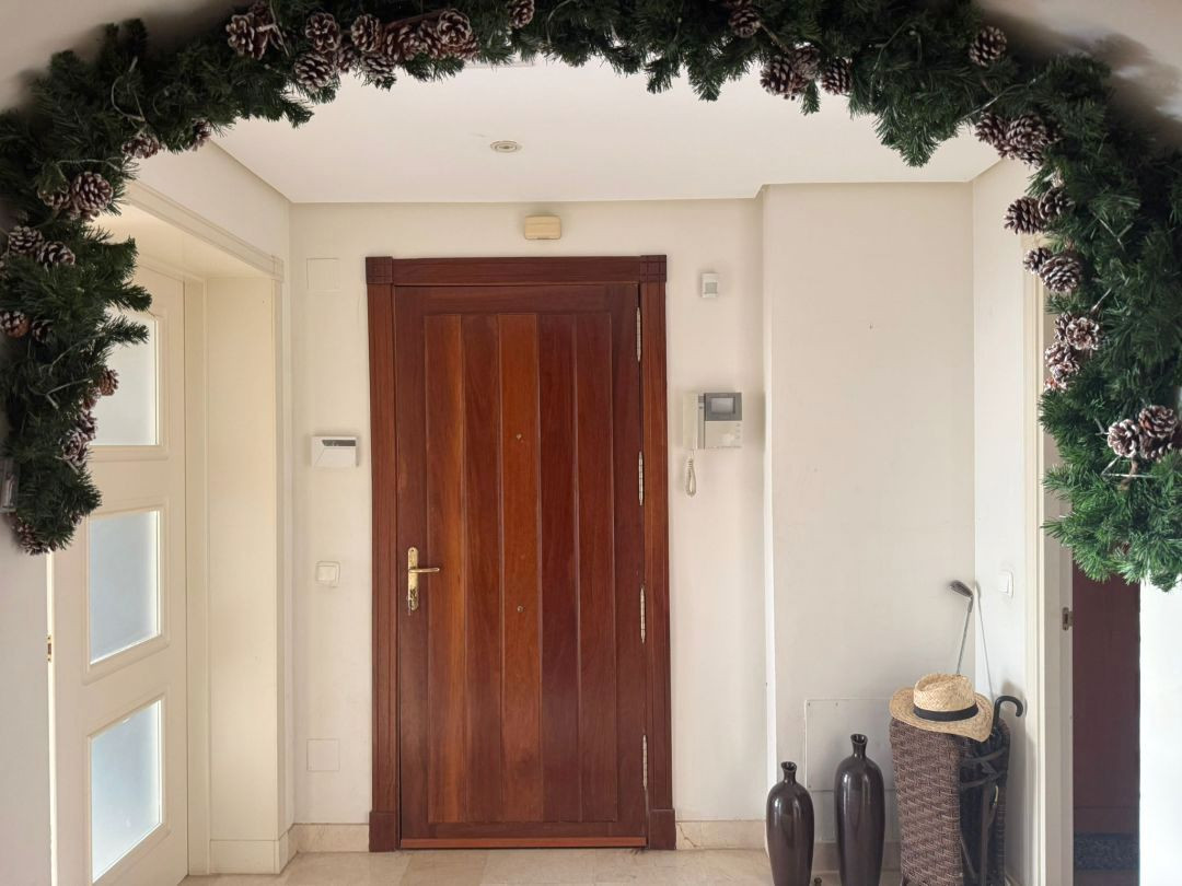 3 Bed Apartment for sale in Marbella Costa Del Sol, Málaga, Spain