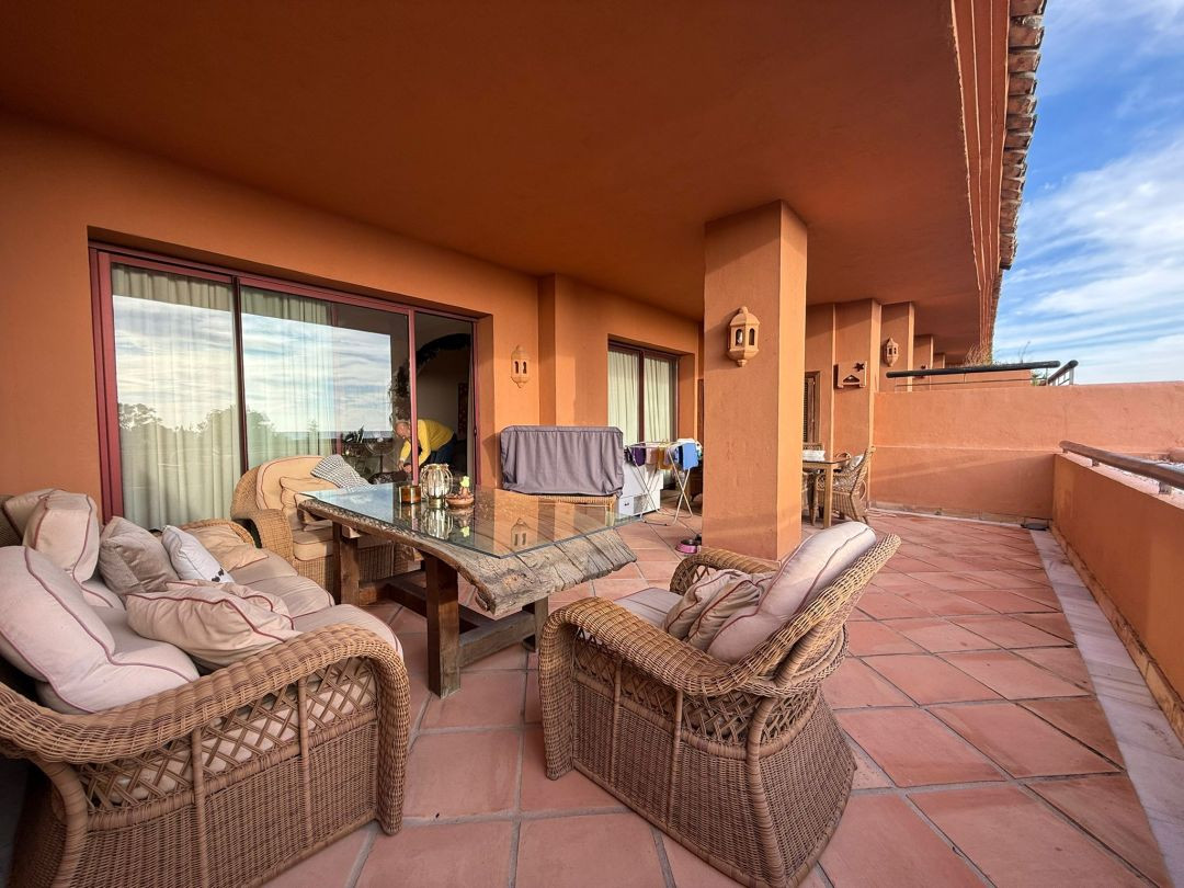 3 Bed Apartment for sale in Marbella Costa Del Sol, Málaga, Spain