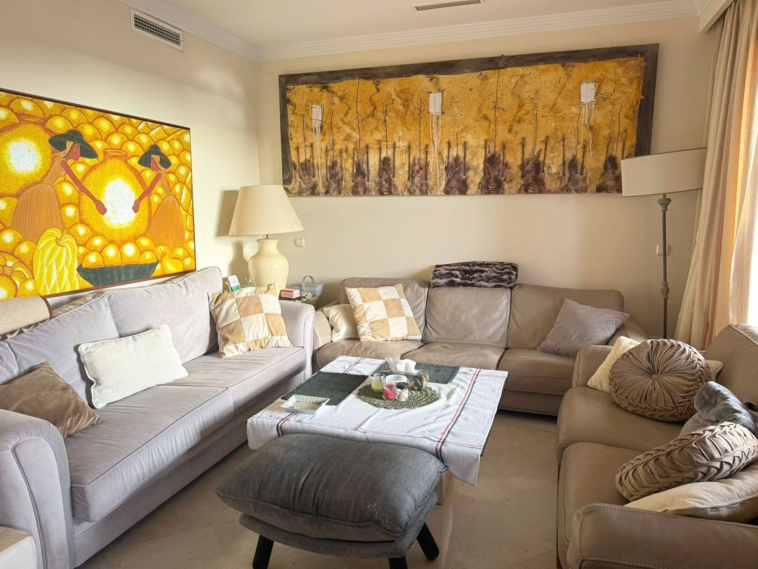 3 Bed Apartment for sale in Marbella Costa Del Sol, Málaga, Spain