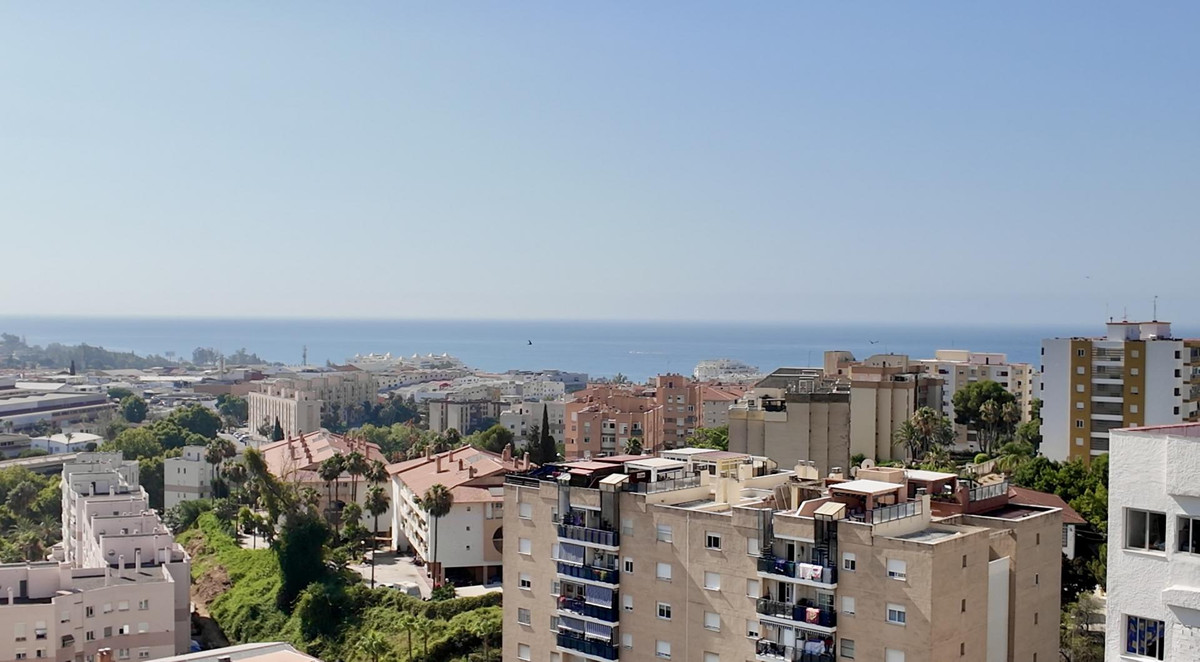 Se vende Apartamento Planta Media de 2 dormitorios en Costa Del Sol, Málaga, España