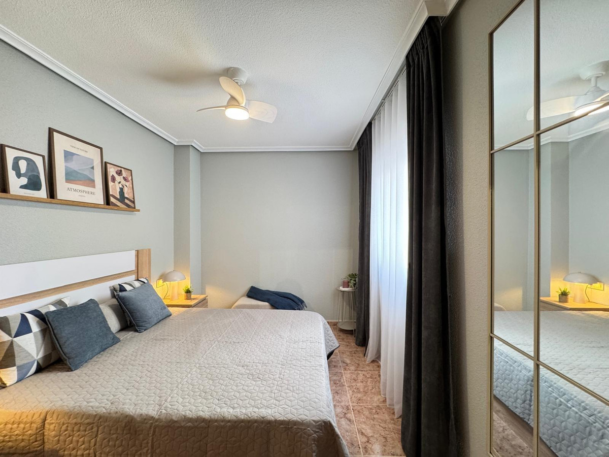 Se vende Ático de 2 dormitorios en Costa Blanca, Alicante, España