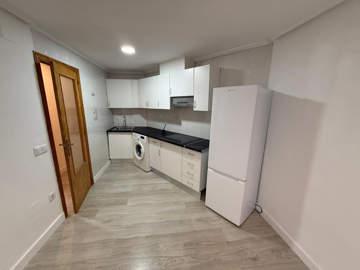 Se vende Apartamento Planta Media de 2 dormitorios en Costa Blanca, Alicante, España