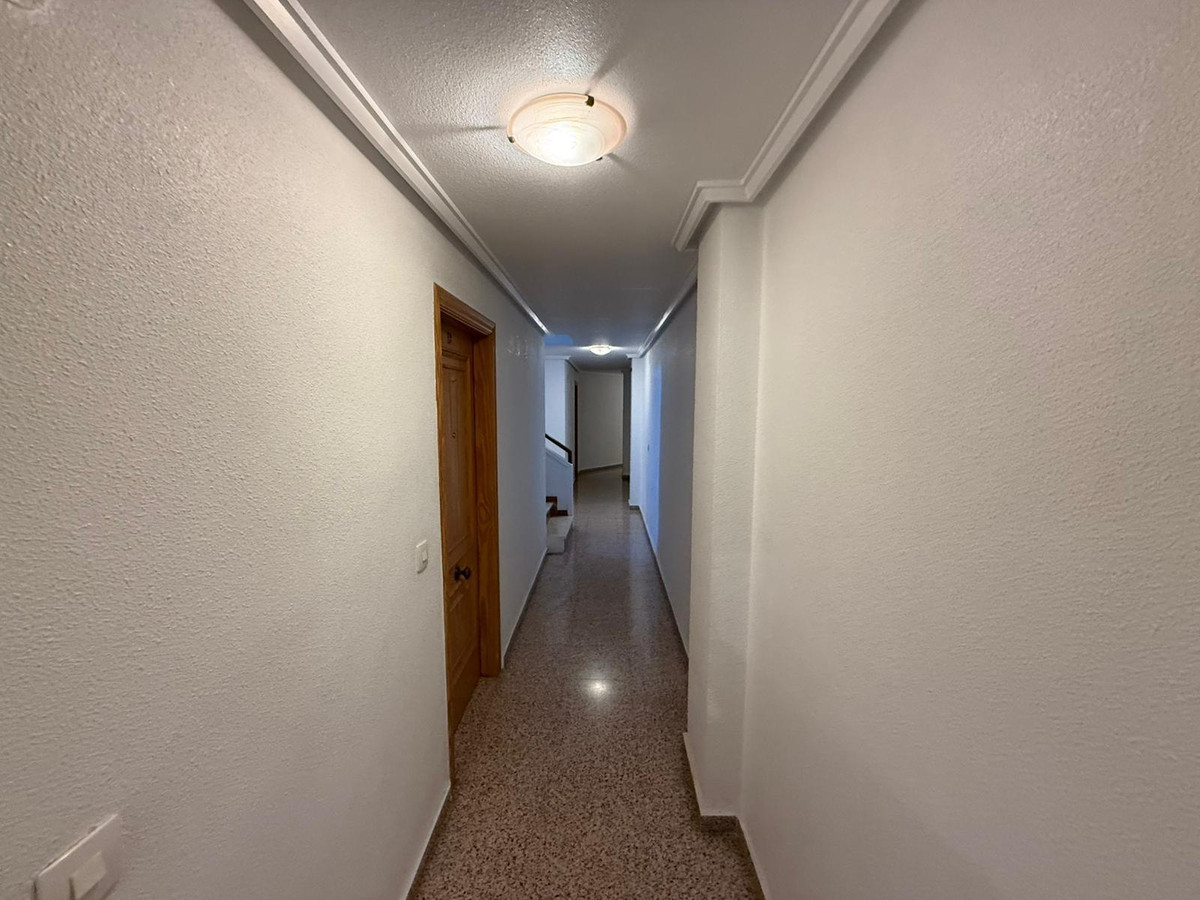 Se vende Apartamento Planta Media de 2 dormitorios en Costa Blanca, Alicante, España