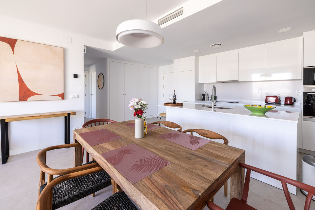 2 Bed Apartment for sale in Estepona Costa Del Sol, Málaga, Spain