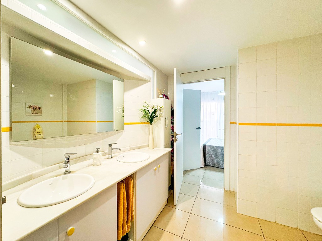 Se vende Apartamento Planta Baja de 2 dormitorios en Costa Blanca, Alicante, España