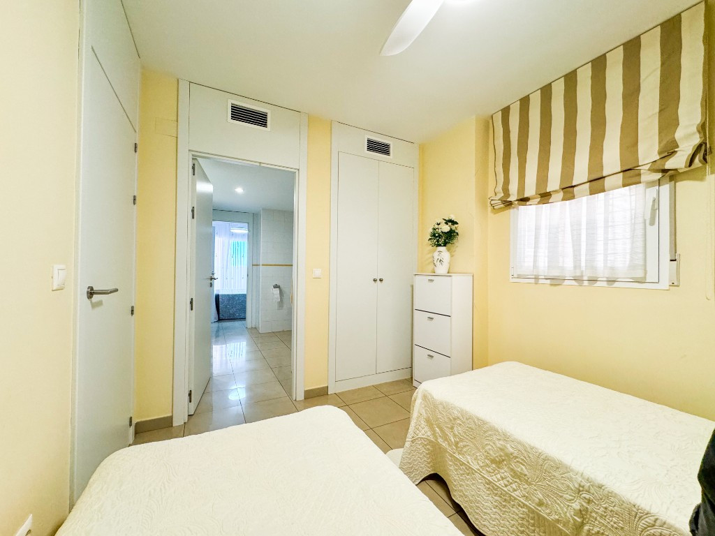 Se vende Apartamento Planta Baja de 2 dormitorios en Costa Blanca, Alicante, España