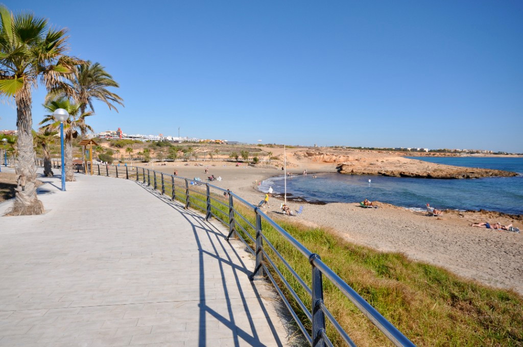 Se vende Apartamento Planta Baja de 2 dormitorios en Costa Blanca, Alicante, España