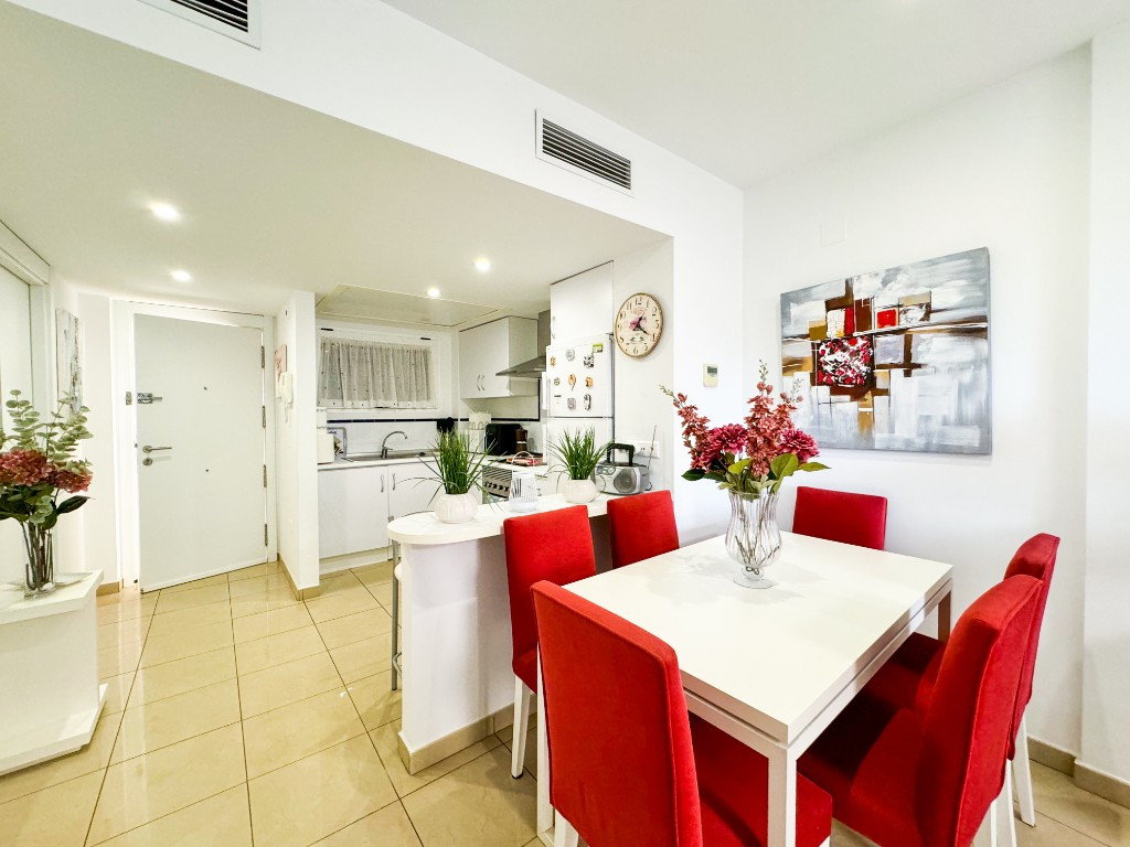 Se vende Apartamento Planta Baja de 2 dormitorios en Costa Blanca, Alicante, España