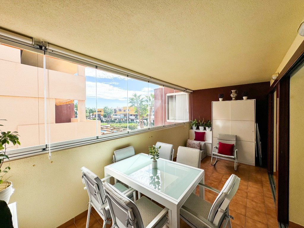 Se vende Apartamento Planta Baja de 2 dormitorios en Costa Blanca, Alicante, España