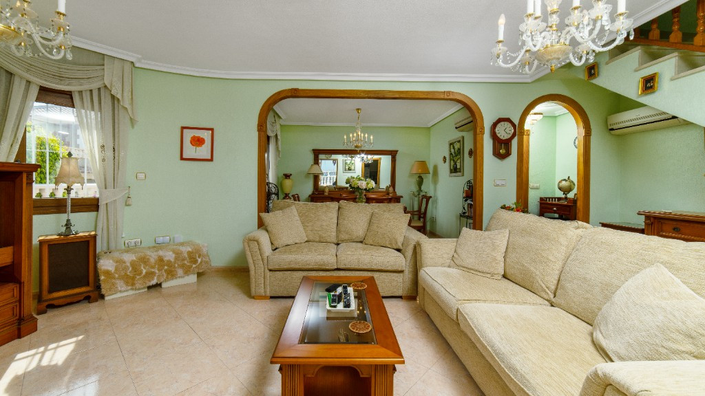 Se vende Villa - Chalet de 2 dormitorios en Costa Blanca, Alicante, España