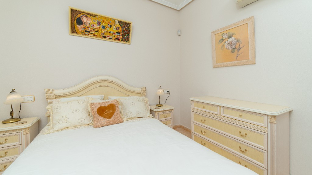 Se vende Villa - Chalet de 2 dormitorios en Costa Blanca, Alicante, España