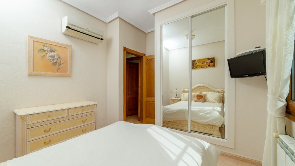 Se vende Villa - Chalet de 2 dormitorios en Costa Blanca, Alicante, España