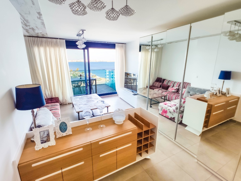 Se vende Apartamento en Planta Última de 2 dormitorios en Costa Blanca, Alicante, España