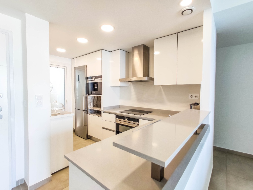 Se vende Apartamento en Planta Última de 2 dormitorios en Costa Blanca, Alicante, España