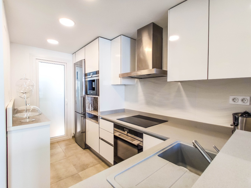 Se vende Apartamento en Planta Última de 2 dormitorios en Costa Blanca, Alicante, España