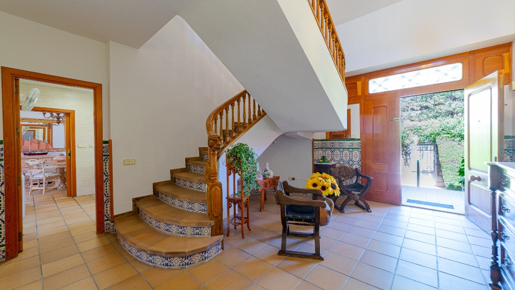 7 Bed Townhouse for sale in Campoamor Costa Blanca, Alicante, Spain