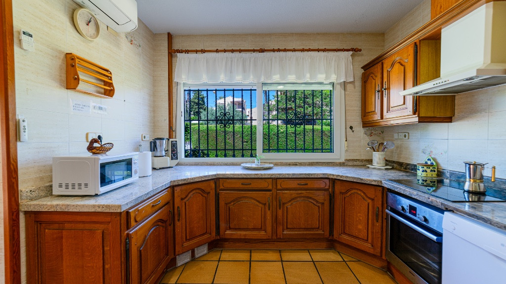 7 Bed Townhouse for sale in Campoamor Costa Blanca, Alicante, Spain